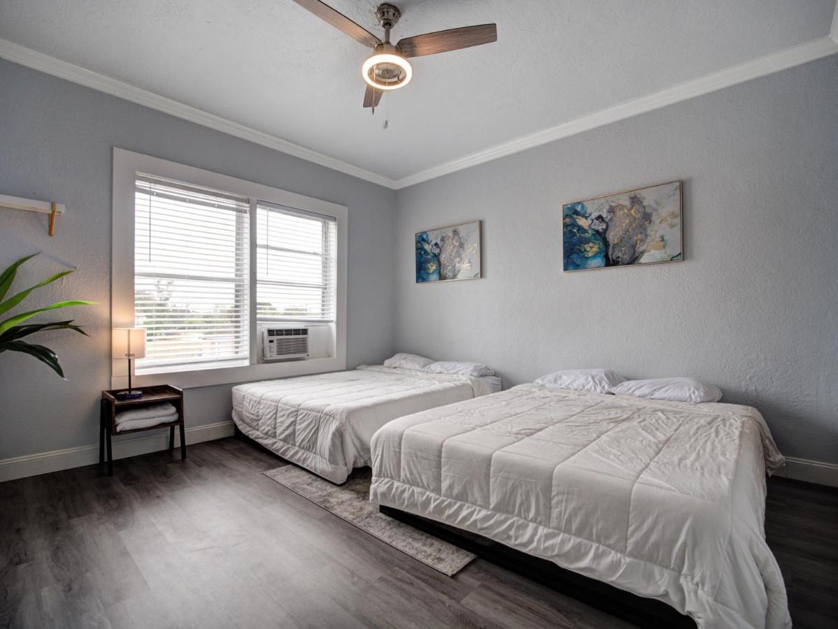 Modern Westshore Apartment Tampa Luaran gambar