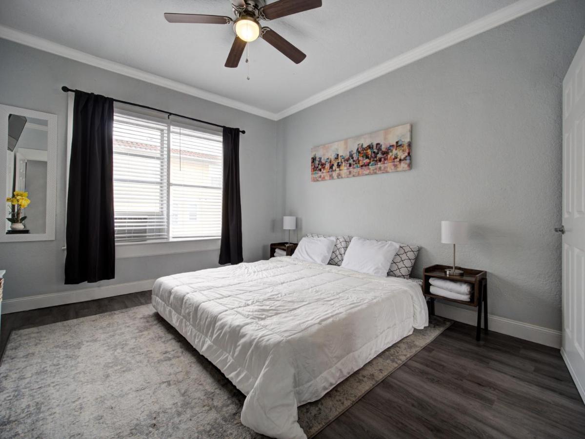Modern Westshore Apartment Tampa Luaran gambar